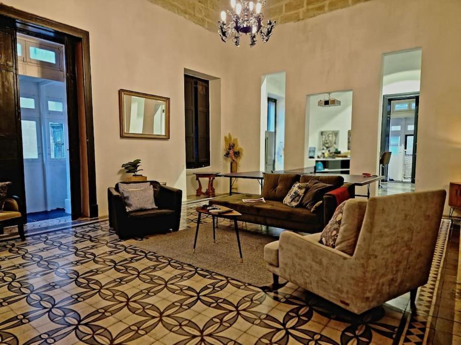 Grand House Of Character Valletta Il-Furjana Exterior photo